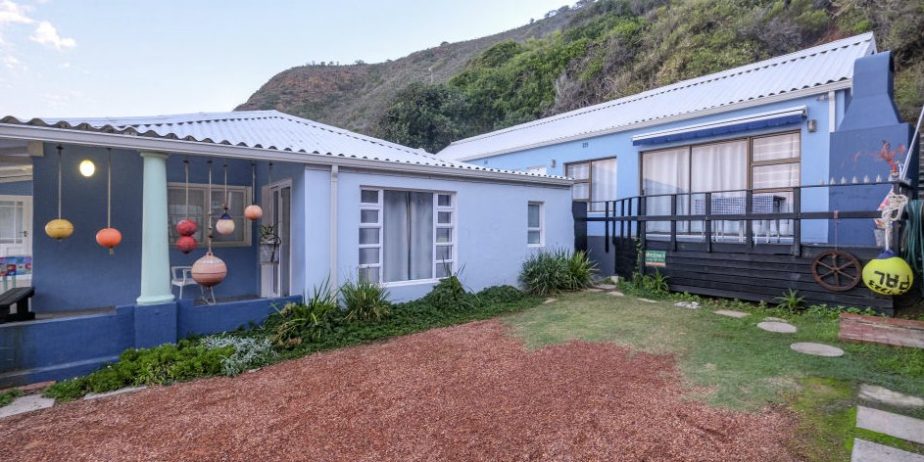 Silver Spray Beach Accommodation